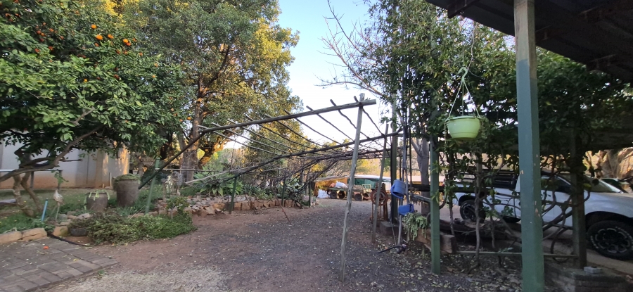 9 Bedroom Property for Sale in Rietfontein AH North West